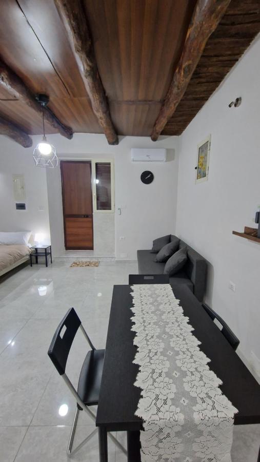 Vincent'S House Apartment Наполи Екстериор снимка