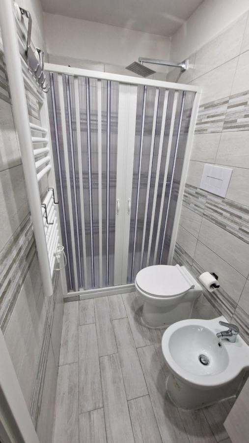 Vincent'S House Apartment Наполи Екстериор снимка