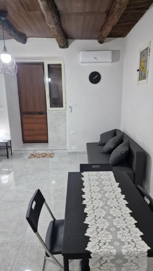 Vincent'S House Apartment Наполи Екстериор снимка
