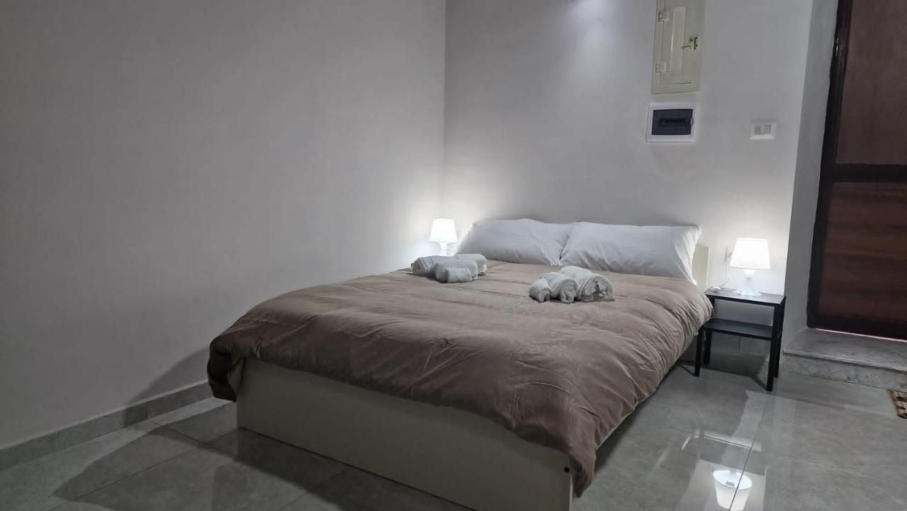 Vincent'S House Apartment Наполи Екстериор снимка
