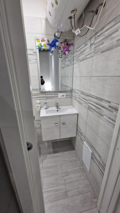 Vincent'S House Apartment Наполи Екстериор снимка