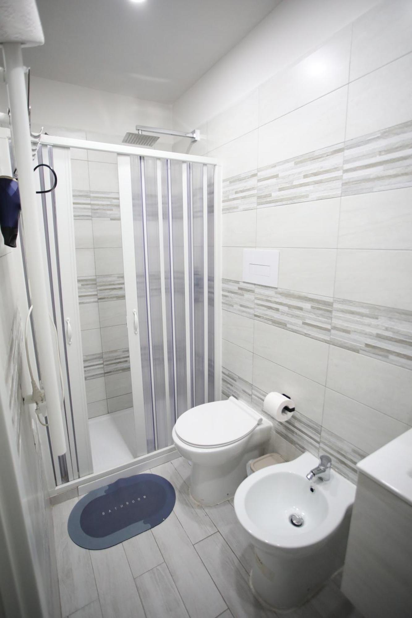 Vincent'S House Apartment Наполи Екстериор снимка