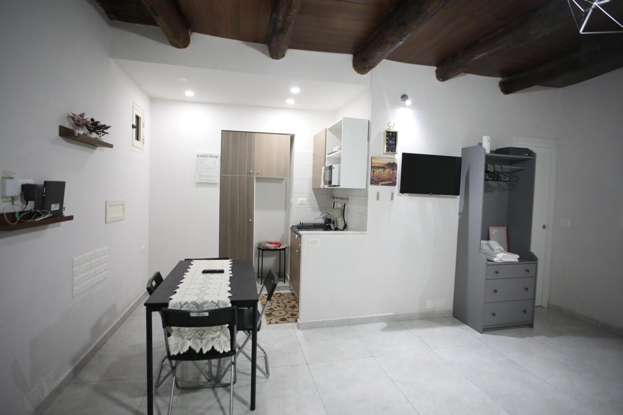 Vincent'S House Apartment Наполи Екстериор снимка
